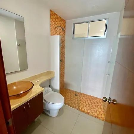 Apartamento Al-4 Frente Al Mar Con Balcon Aire Acondicionado Y Wifi *