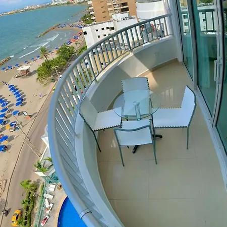 Apartamento Al-4 Frente Al Mar Con Balcon Aire Acondicionado Y Wifi *