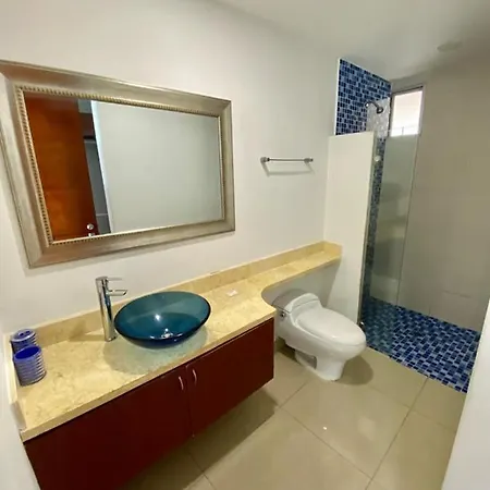 Apartamento Apartamento Al-4 Frente Al Mar Con Balcon Aire Acondicionado Y Wifi Cartagena